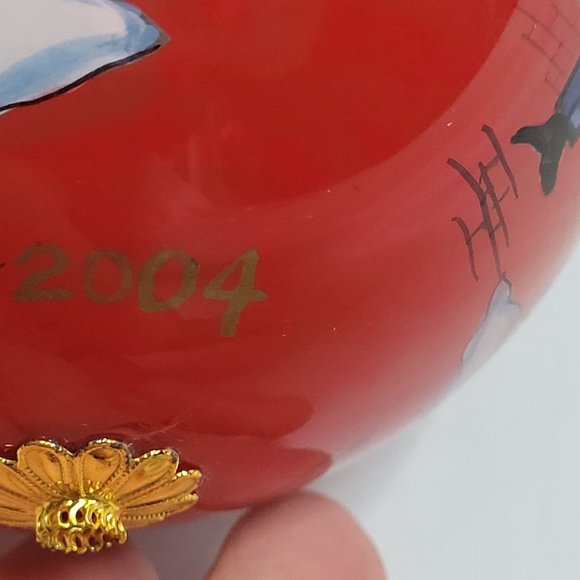 Pier 1 Li Bien Carolers 4 Inch Ball Christmas Ornament 2004 Purple Box - Picture 8 of 8